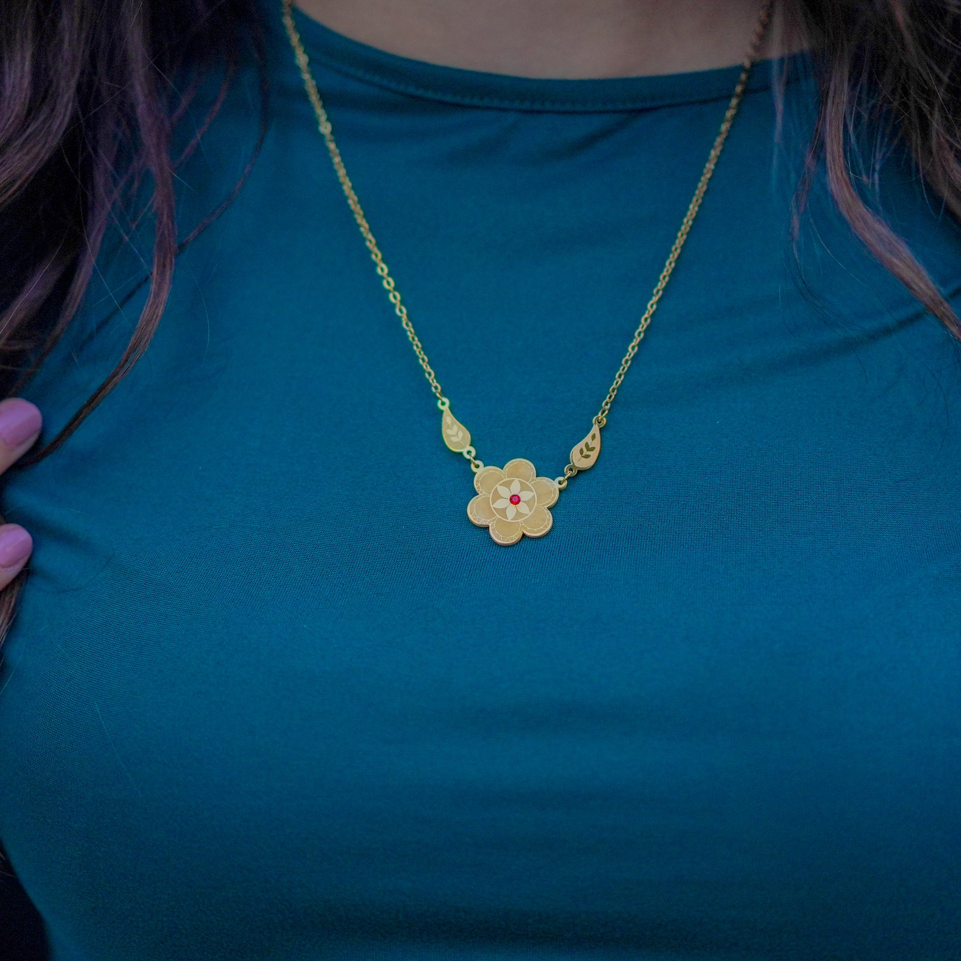 Flower Lace Nacklace