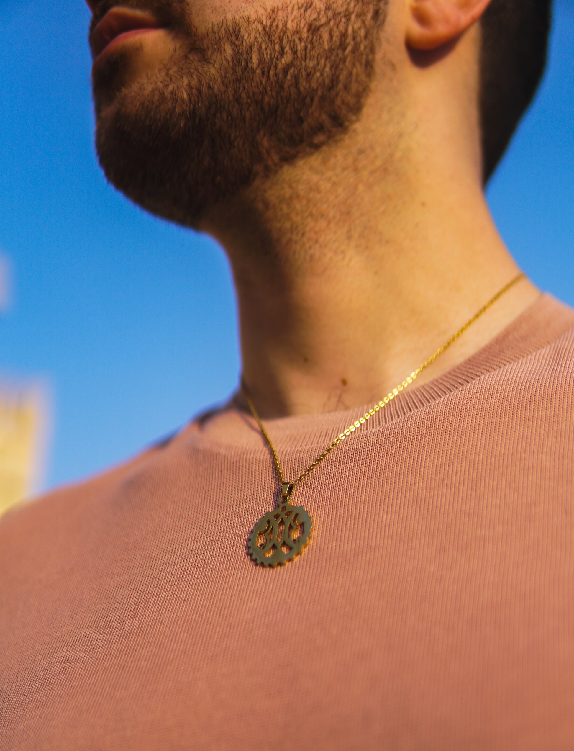 Għażżiela  Pendant