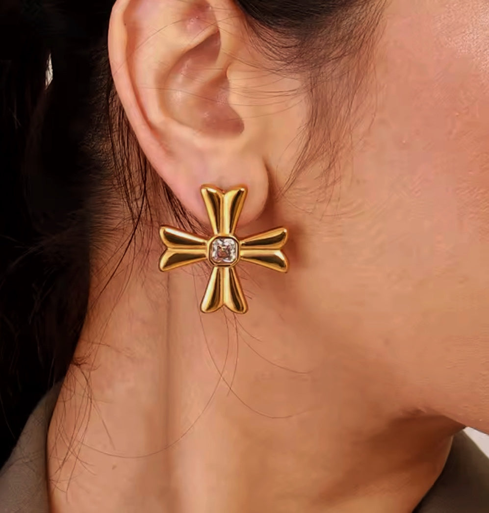 Salib ta’ Malta Studs