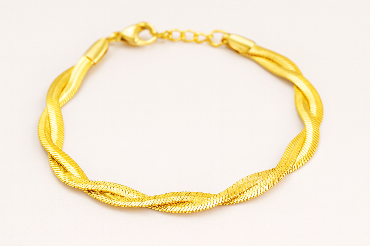 Cetta's Twist Bracelet
